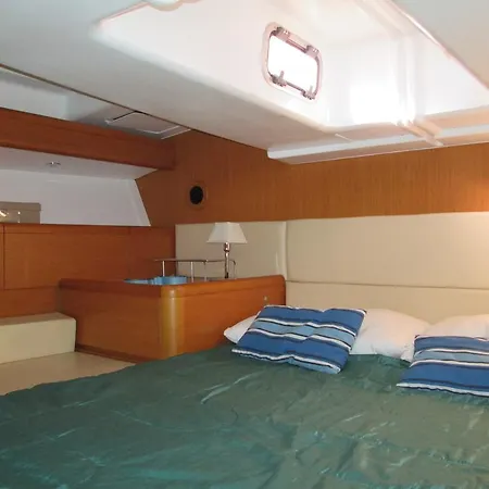 Botel Overjoyed Boat & Breakfast Villasimius