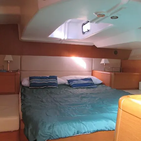 Botel Overjoyed Boat & Breakfast Villasimius